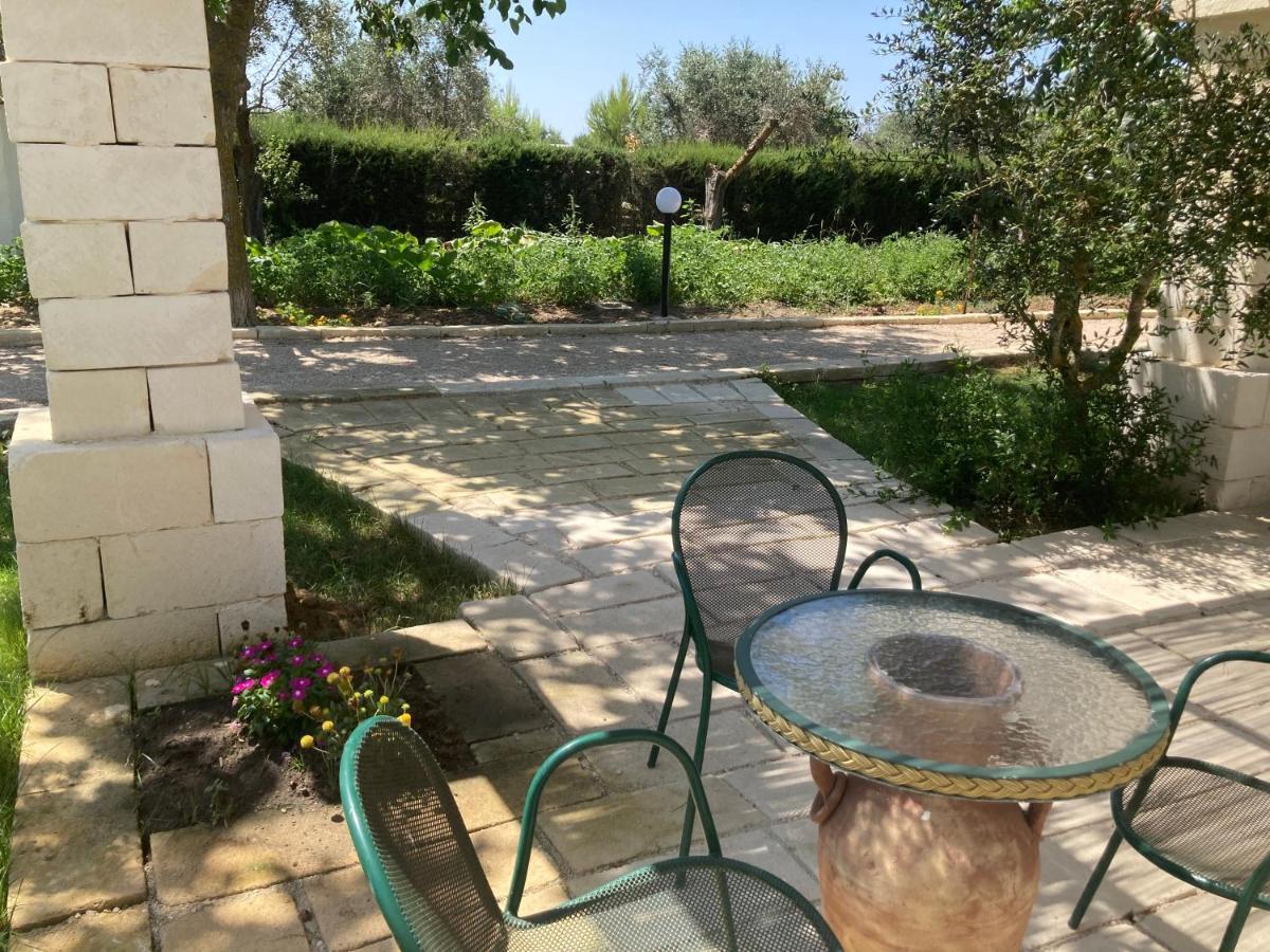 Agriturismo Tenuta La Monaca Aradeo Eksteriør billede